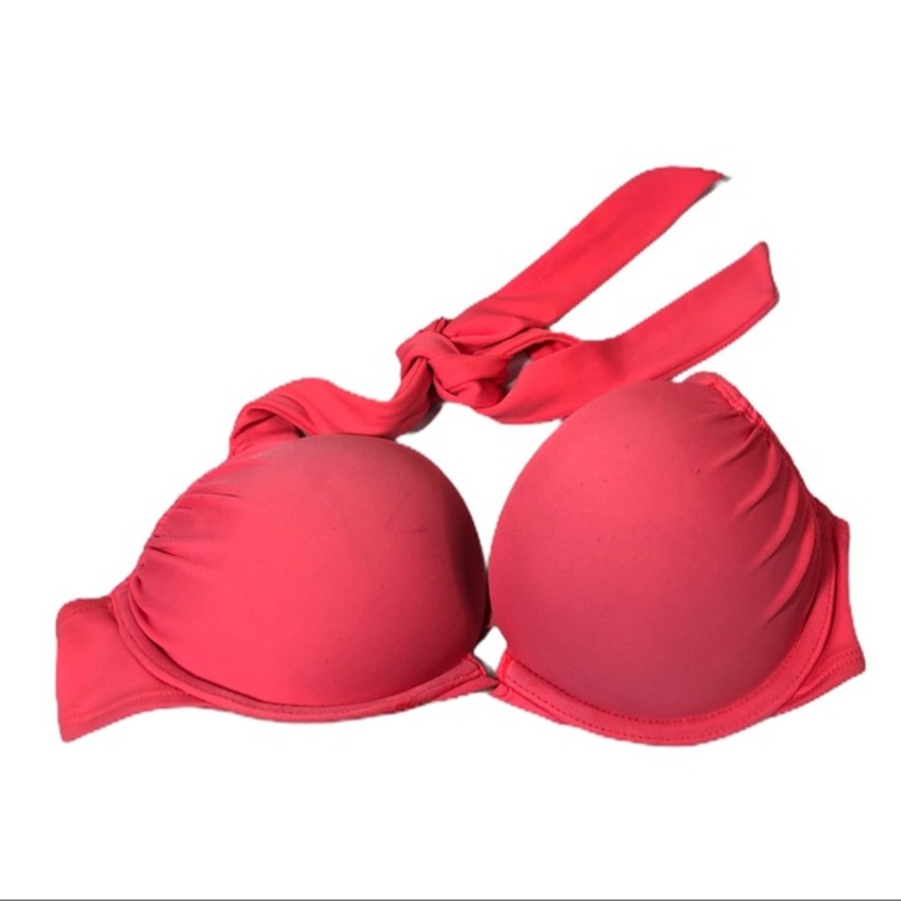 Victoria’s Secret bombshell swimsuit top s…